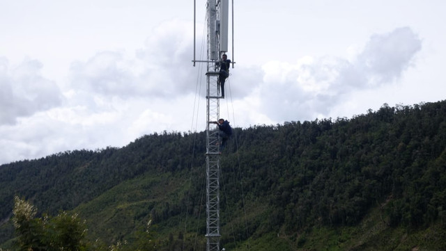 Instalasi Tower WiFi